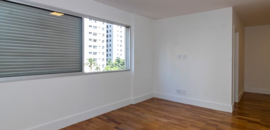 Apartamento para venda no Jardim Paulista com 149 m², 3 quartos e 1 suíte.