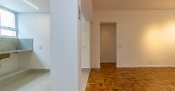 Apartamento de alto padrão à venda – Cerqueira César – 2 suítes – Reformado