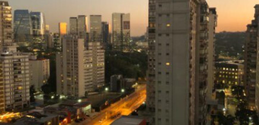 Apartamento Alto Padrão com 4 Suítes – à Venda ao Lado do Clube Pinheiros