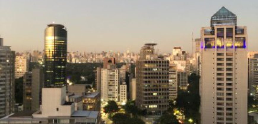 Apartamento Alto Padrão com 4 Suítes – à Venda ao Lado do Clube Pinheiros