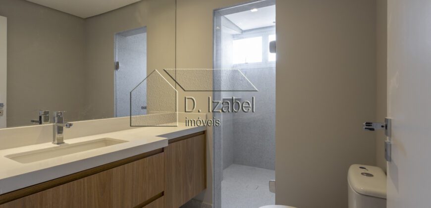 Apartamento Exclusivo à Venda no Itaim: 138m², 2 dormitórios (1 suíte) e sala de TV.