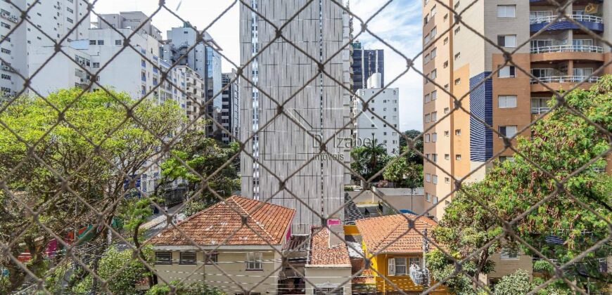 Apartamento Reformado de 3 Dormitórios à Venda no Itaim, Próximo ao Google.