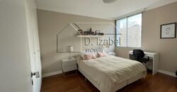 Apartamento Reformado à Venda no Coração do Itaim com 129m², 3 dormitórios (1 suíte).