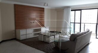 Luxuoso Apartamento à venda com terraço: 240 m², 3 Suítes. Oportunidade Única no Itaim.