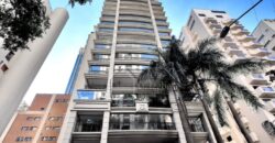 Apartamento de Alto Padrão à Venda, 367m² com 4 suítes, terraço nos Jardins São Paulo.