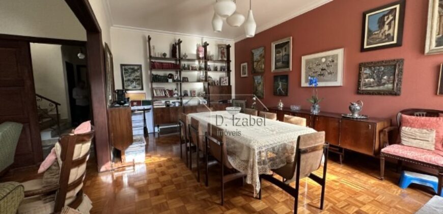 Residência Exclusiva: Casa Sobrado de 300m² no Jardim Paulistano