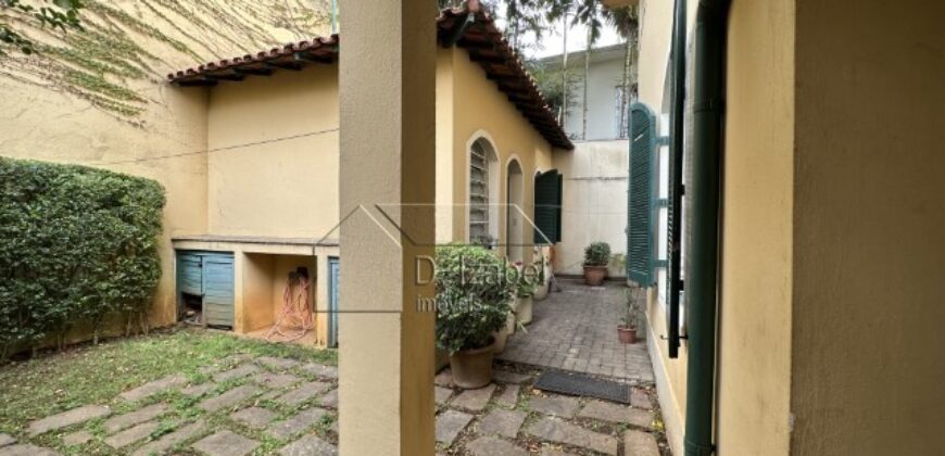 Residência Exclusiva: Casa Sobrado de 300m² no Jardim Paulistano