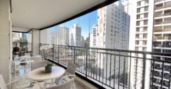 Apartamento de Alto Padrão à Venda, 367m² com 4 suítes, terraço nos Jardins São Paulo.