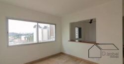 Apartamento à venda no Itaim: 3 domitórios (1 suíte)