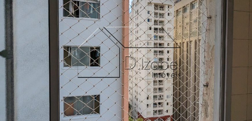 À venda em Perdizes – apartamento com 2 dormitórios e sacada.