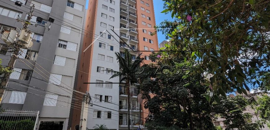 À venda em Perdizes – apartamento com 2 dormitórios e sacada.