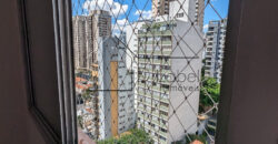 À venda em Perdizes – apartamento com 2 dormitórios e sacada.