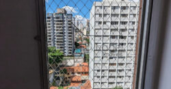 À venda em Perdizes – apartamento com 2 dormitórios e sacada.