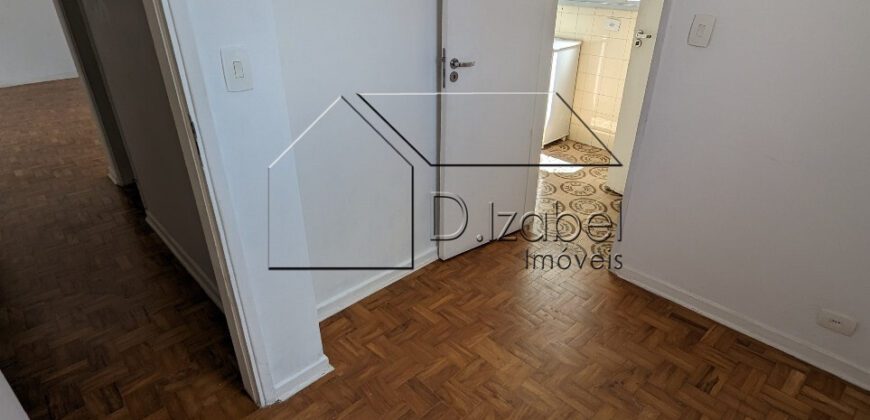 À venda em Perdizes – apartamento com 2 dormitórios e sacada.