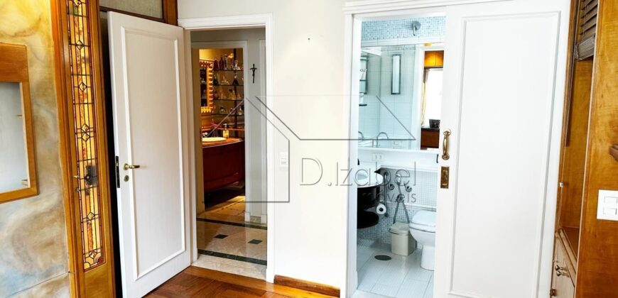 Apartamento à Venda em Rua Exclusiva no Itaim